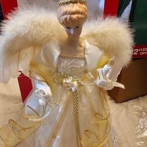 Kurt Adler 16-Inch UL 10 Light Ivory and Gold Angel Treetop